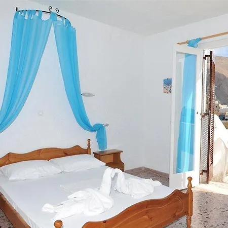 Hotel Santa Irini