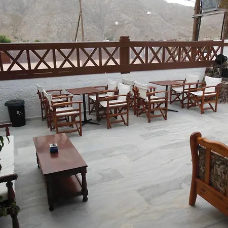 Hotel Santa Irini Perissa (Santorini)