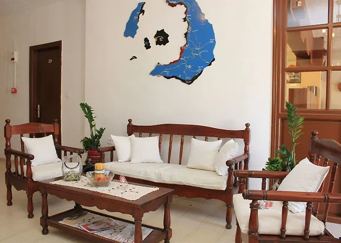 Santa Irini Perissa (Santorini)