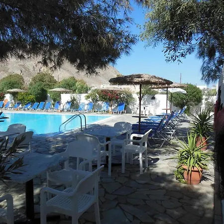 Santa Irini Hotel
