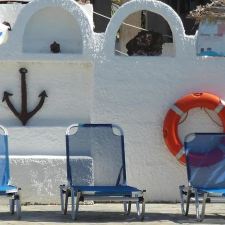 Santa Irini 2* Perissa (Santorini)
