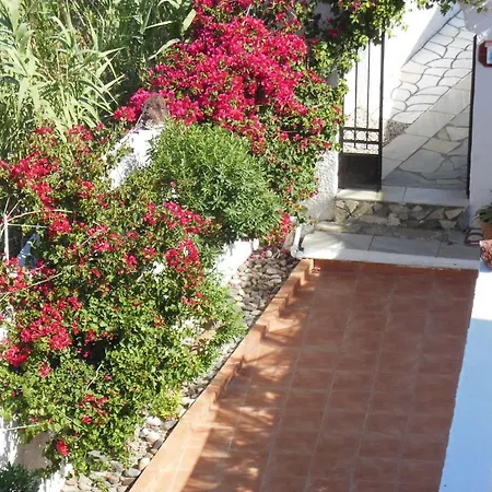 Santa Irini Ξενοδοχείο Περίσσα