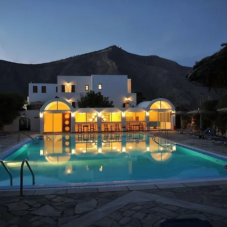 Santa Irini Hotel 2*