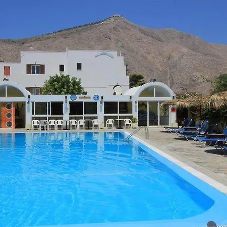 ホテル Santa Irini