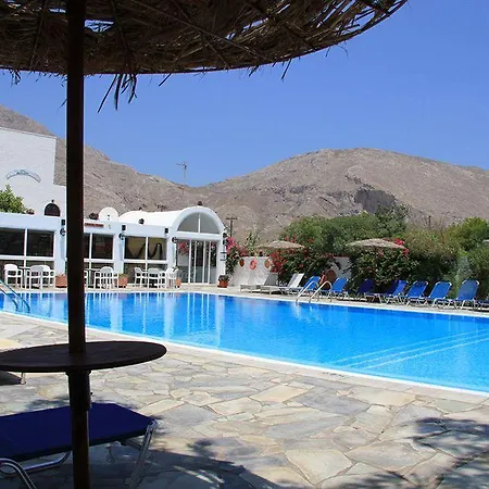 Santa Irini ホテル