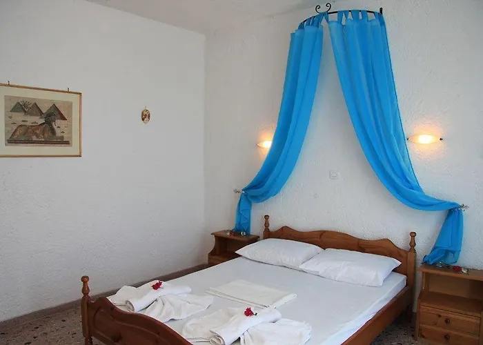 Hotel Santa Irini Perissa (Santorini)