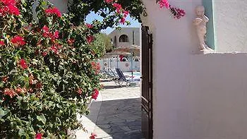 Santa Irini Perissa (Santorini)