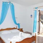 Hotel Santa Irini