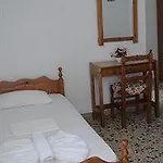 Santa Irini 2* Perissa (Santorini)