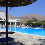 Santa Irini Hotel