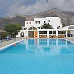 Santa Irini 2*